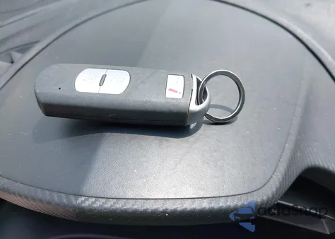 2015 Mazda Mazda3 I Touring из США, поврежденный, VIN 3MZBM1L77FM214210